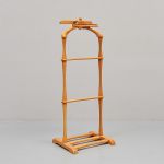 486732 Valet stand